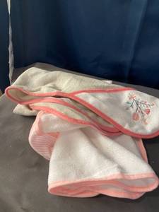 lot 11638 image: 100% Polyester Baby Blankets