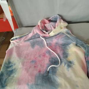lot 11819 image: TIE DYE BELLY SHIRTHOODIE SIZE XS