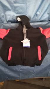 lot 15033 image: SWISSWELL KIDS BLACKRED WARM HOODED JACKET SIZES 8