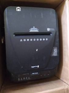 lot 15081 image: AMAZON BASICS 150 SHEET AUTO-FEED PAPER SHREDDER (ASIN B07NXJ16NN)