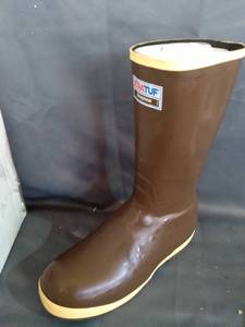 lot 17267 image: XTRATUFF BROWN BOOTS SIZE 13