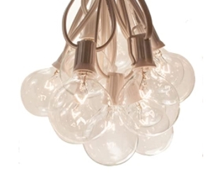 lot 11755 image: 100-PIECES HANG STING ALL WHITE LIGHT BULBS