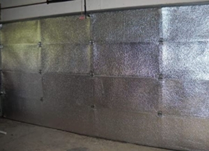 lot 17074 image: US ENERVY NASA TECH 18X7 18X8 GARAGE DOORS