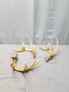 lot 612 image: INCOMPLETE ANTLER HANGING CHANDELIER