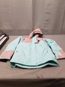 lot 752 image: Arctix Girls Suncatcher Insulated Winter Jacket, Aztec, Aztec Opal, Size Medium