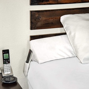 lot 3663 image: SnugStop Twin Bed Wedge Pillow