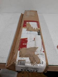 lot 22705 image: White 31 & a half x 54 Blinds
