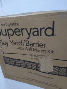 lot 34336 image: Play Yard Barrier