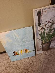 lot 1011 image: Wall hangings largest is 31x16