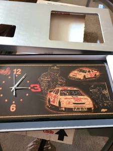 lot 1016 image: Dale Earnhardt clock