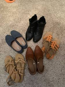lot 1514 image: Ladies shoes size 8 12