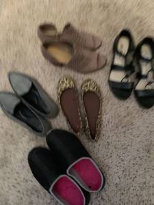 lot 1515 image: Ladies shoes size 8