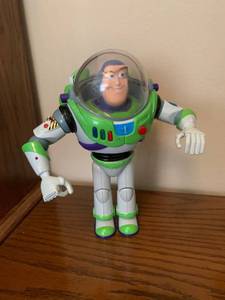 lot 1610 image: Buzz Lightyear