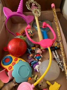 lot 1622 image: Miscellaneous toys
