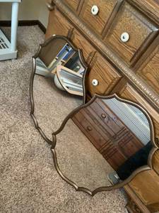 lot 1636 image: Pair of mirrors 25 x 17