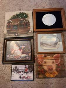 lot 1323 image: Framed wall decor, largest is 17x17