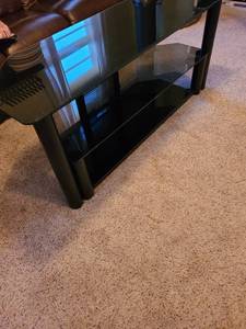 lot 1326 image: Tempered glass TV stand, 58 wide x 24 high x 20 deep