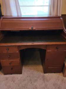 lot 1327 image: Rolltop Desk 52x44x33