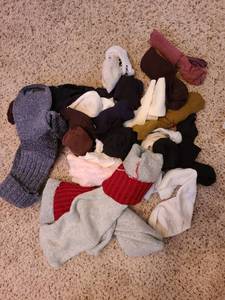 lot 1740 image: Assorted socks