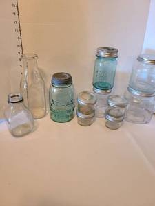 lot 1136 image: Assorted jars