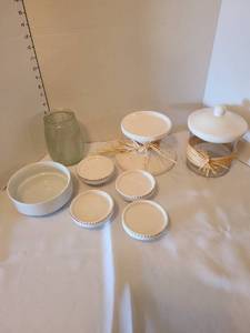 lot 1153 image: Kitchenwares