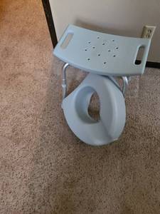 lot 1777 image: Shower chair and Medline toilet seat