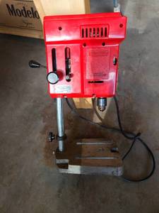 lot 2064 image: Craftsman 38 inch portable drill press