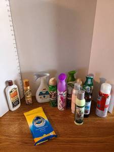 lot 2080 image: Air fresheners, Kitchen cabinet cream and pledge multi surface wipes