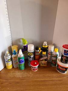 lot 2083 image: Spray paint, Flex seal,, Kaboom and wasp spray and more