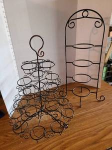 lot 2085 image: Dessert display racks