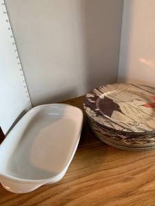 lot 2093 image: Chargers and roasting dish