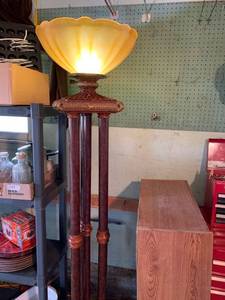 lot 2094 image: Torchiere floor lamp