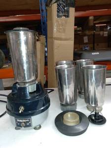 lot 1748 image: Hamilton Beach Commercial Blender