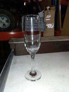 lot 1794 image: Sisco Manhattan Flute 12 ct
