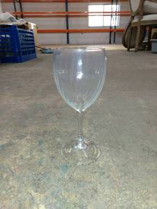 lot 1820 image: Wine Glasses 22 ct