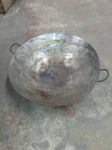 lot 1825 image: Big Wok