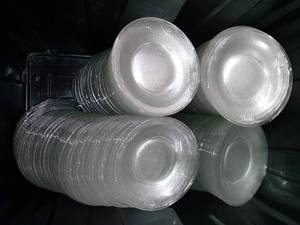 lot 1863 image: Tote Of Clear Plates
