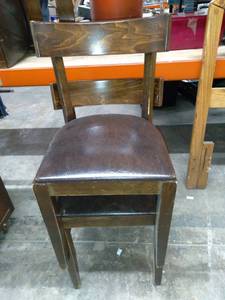 lot 1883 image: Chairs Lot Of 2