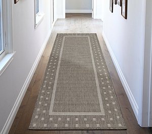 lot 21720 image: Ottomanson Jardin Collection Rug, 2 ft 7 in x 7 ft 0 in, Bordered GrayBeige