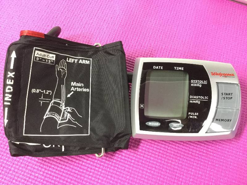 lot 1009 image: Healthy Living Digital blood Pressure Monitor Battery Operated