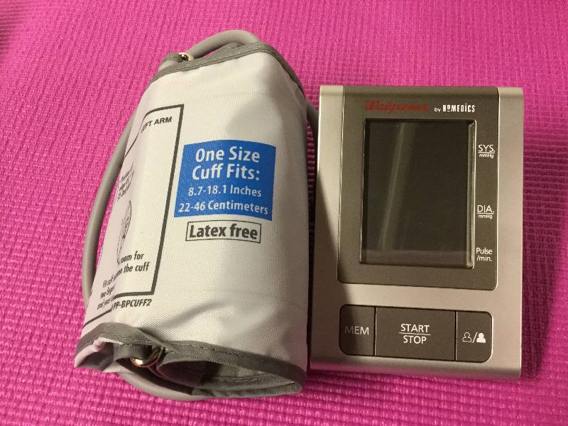 lot 1013 image: Homedics Digital blood Pressure Monitos Battery Operated