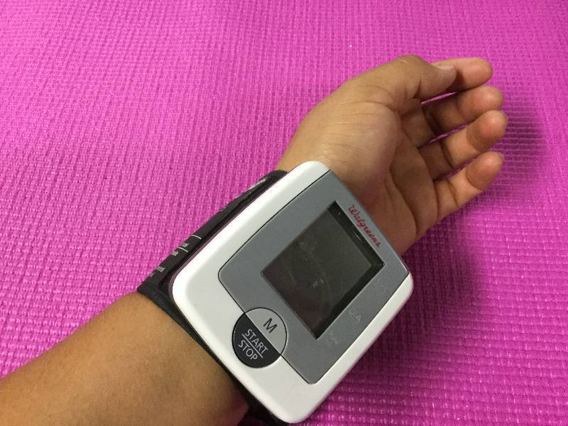 lot 1024 image: Automatic Wrist Blood Pressure Monitor Battery Operated