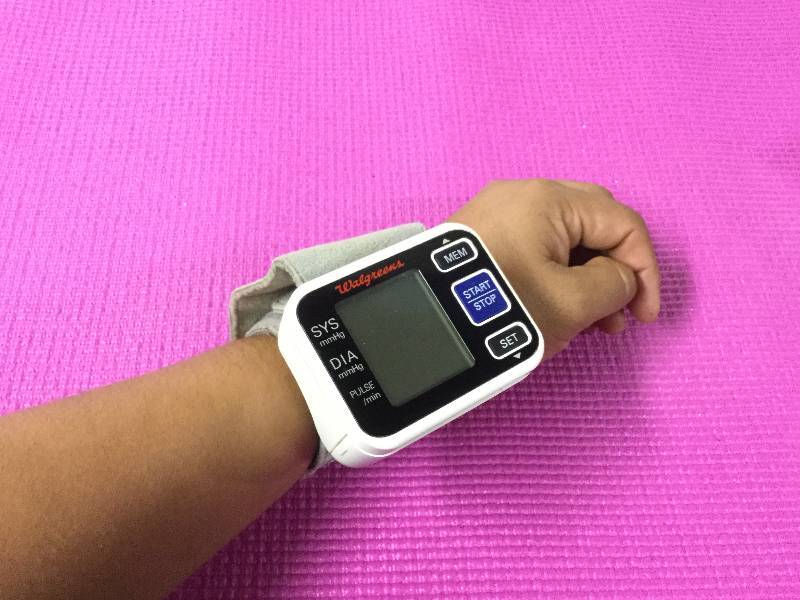 lot 1030 image: Walgreens Wrist Blood Pressure Monitor Battery Operated
