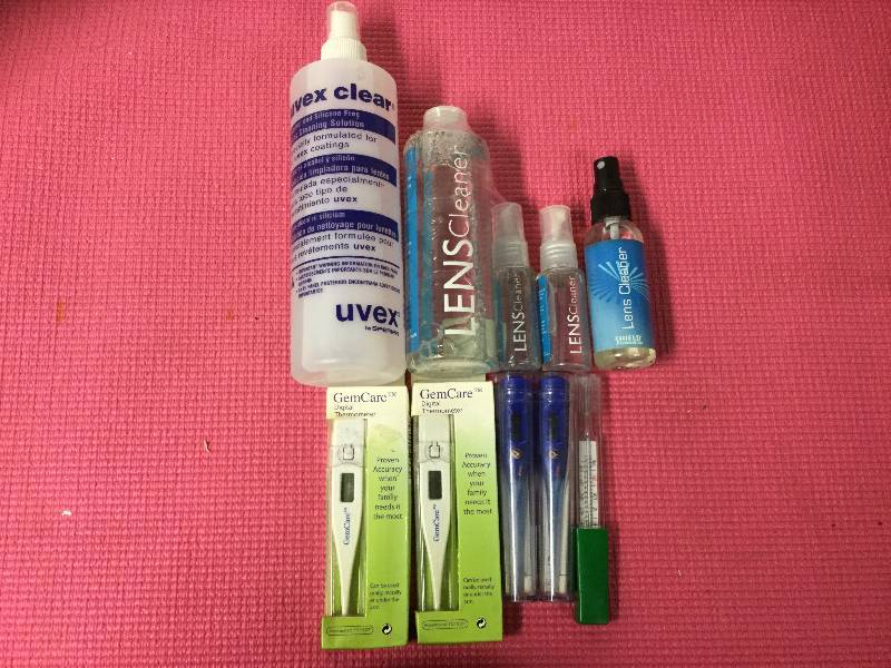 lot 1048 image: Lot of 9 Mix Products Lence Cleaner & Digial Thermometer