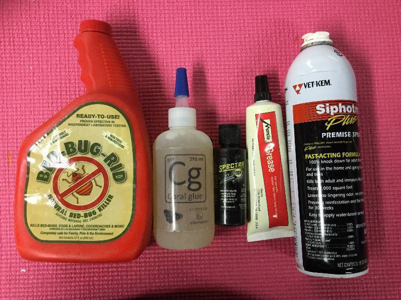 lot 1050 image: Lot of 5 Mix household products