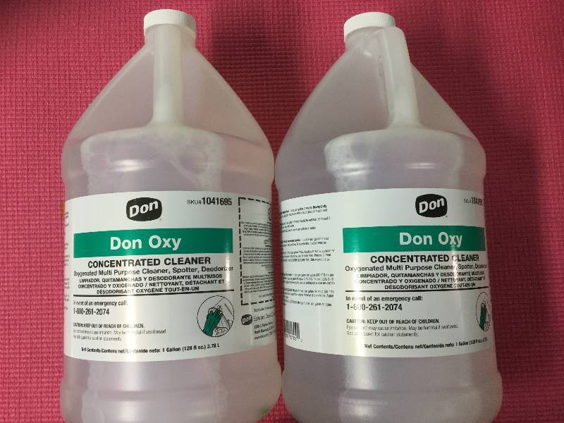 lot 1051 image: Lot of 2 Don Oxy Concentrated Cleaner