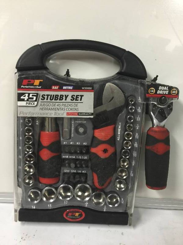 lot 1124 image: Performance Tools 45 pc Stubby Set