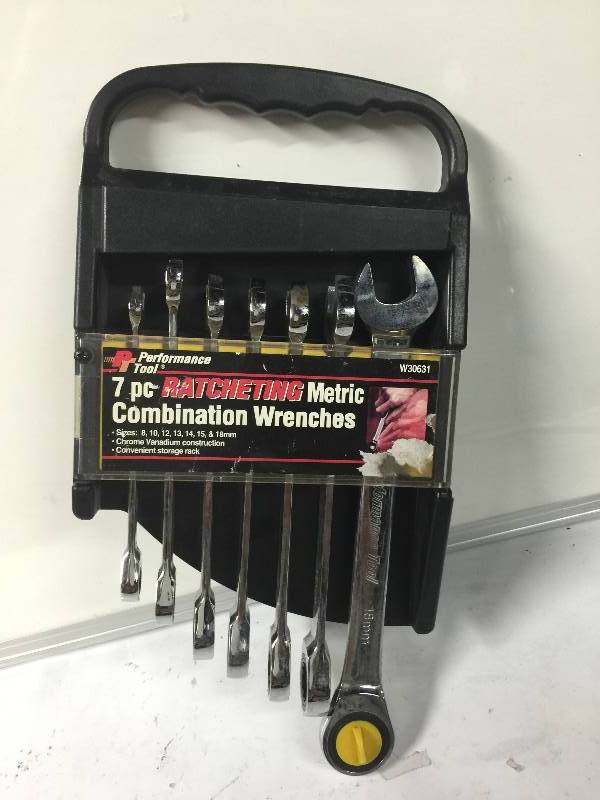 lot 1132 image: Performance Tools 7 pc Ratcheting