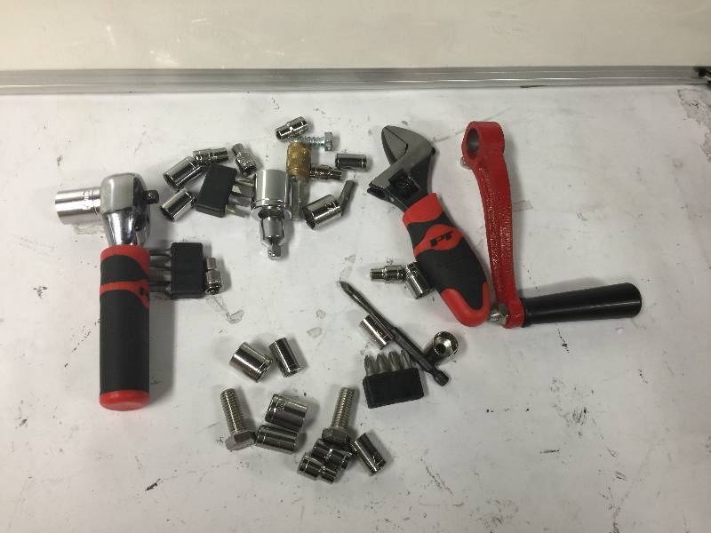 lot 1165 image: Performance Tools misc