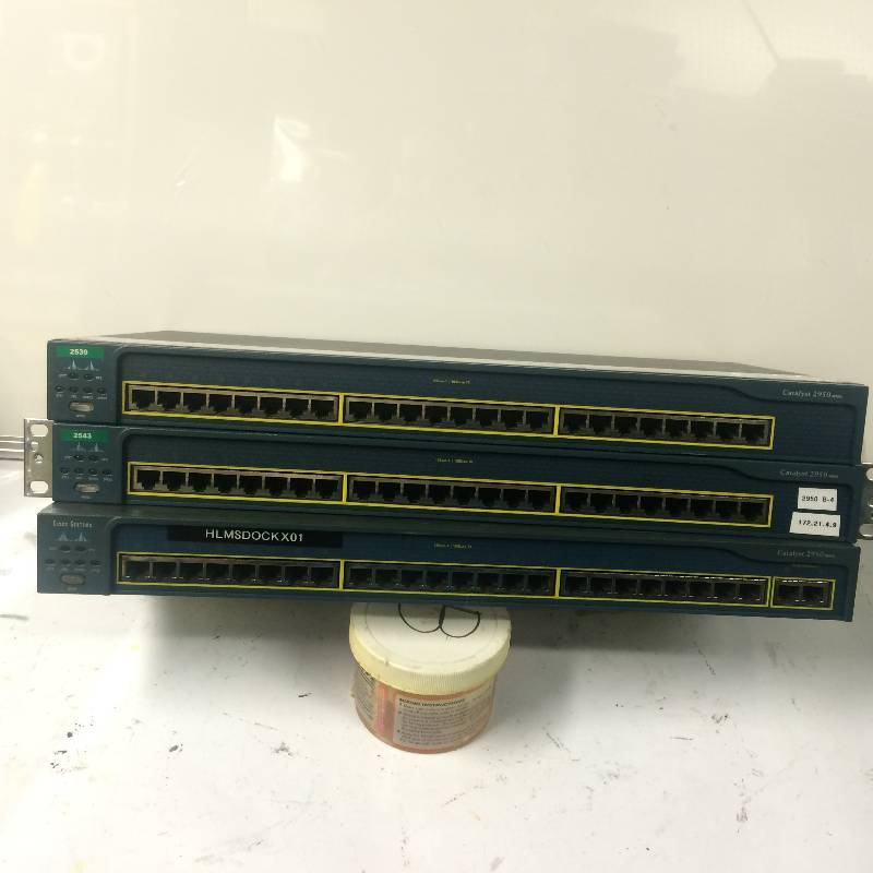 lot 1195 image: Lot of 3 Cisco System